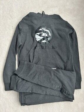 MITCHELL & NESS Men’s Atlanta Hawks Sweatsuit Size Large ( NWT )